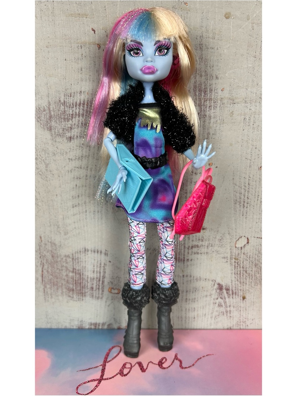 Monster High Abbey Bominable Picture Day Doll